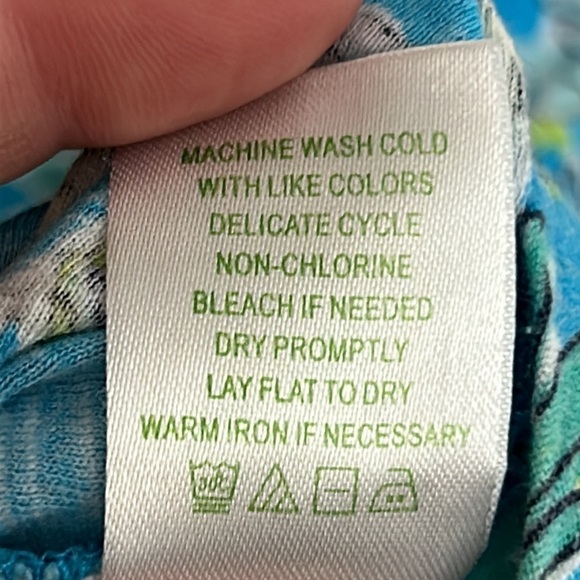 LILLY PULITZER JUNGLE GLAM TOILE MANDY V-Neck Top, Size XS - Picture 6 of 8